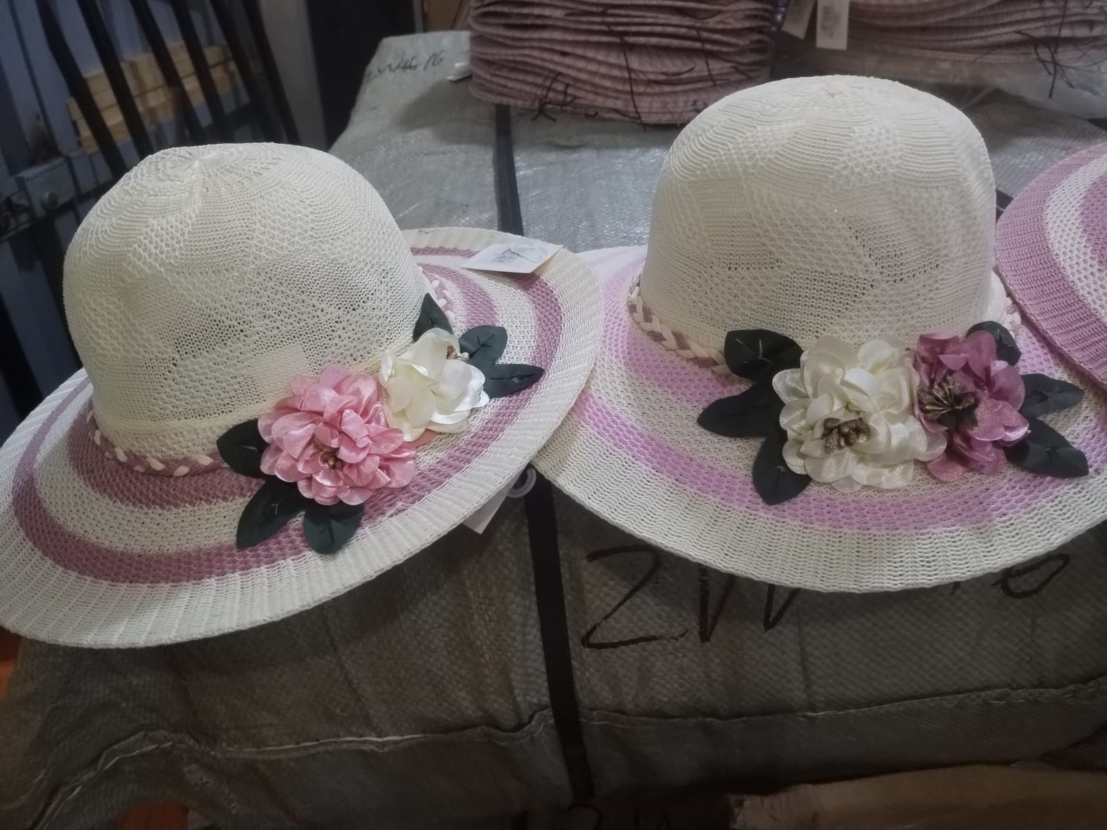 SOMBRERO DE DAMA