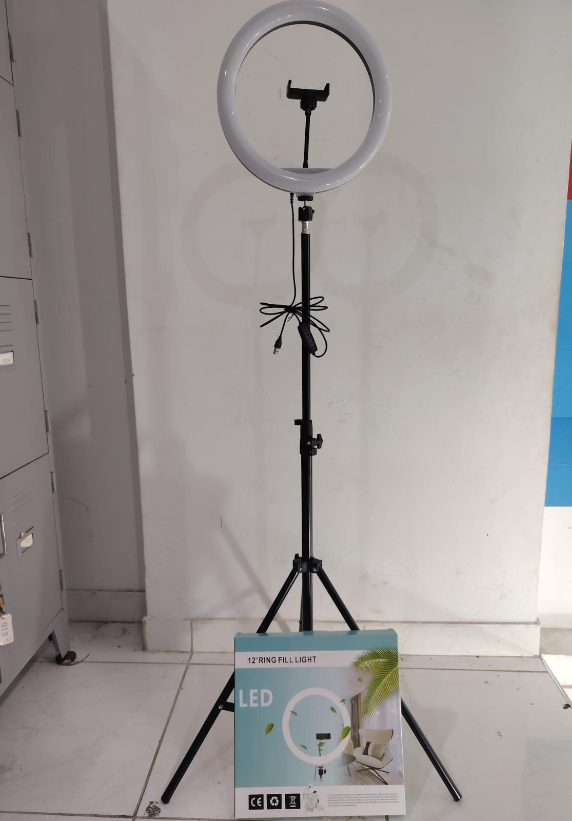 TRÍPODE MAS ARO LED 12'