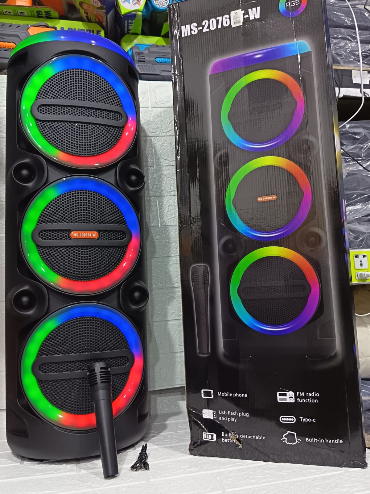 OFERTA PARLANTE DE 8" X 3 GRANDE 83X30 CM