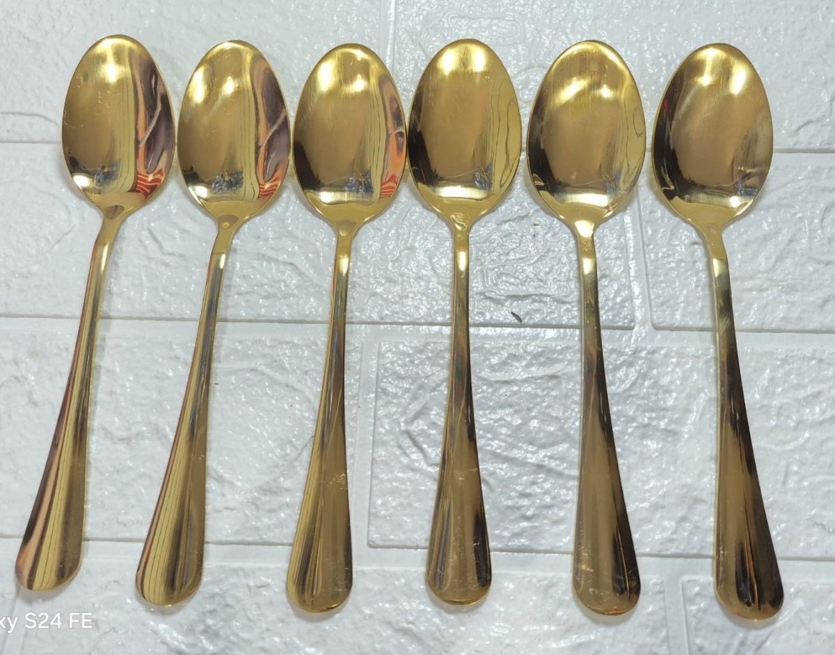 SET DE CUCHARAS DORADAS 6 PZ