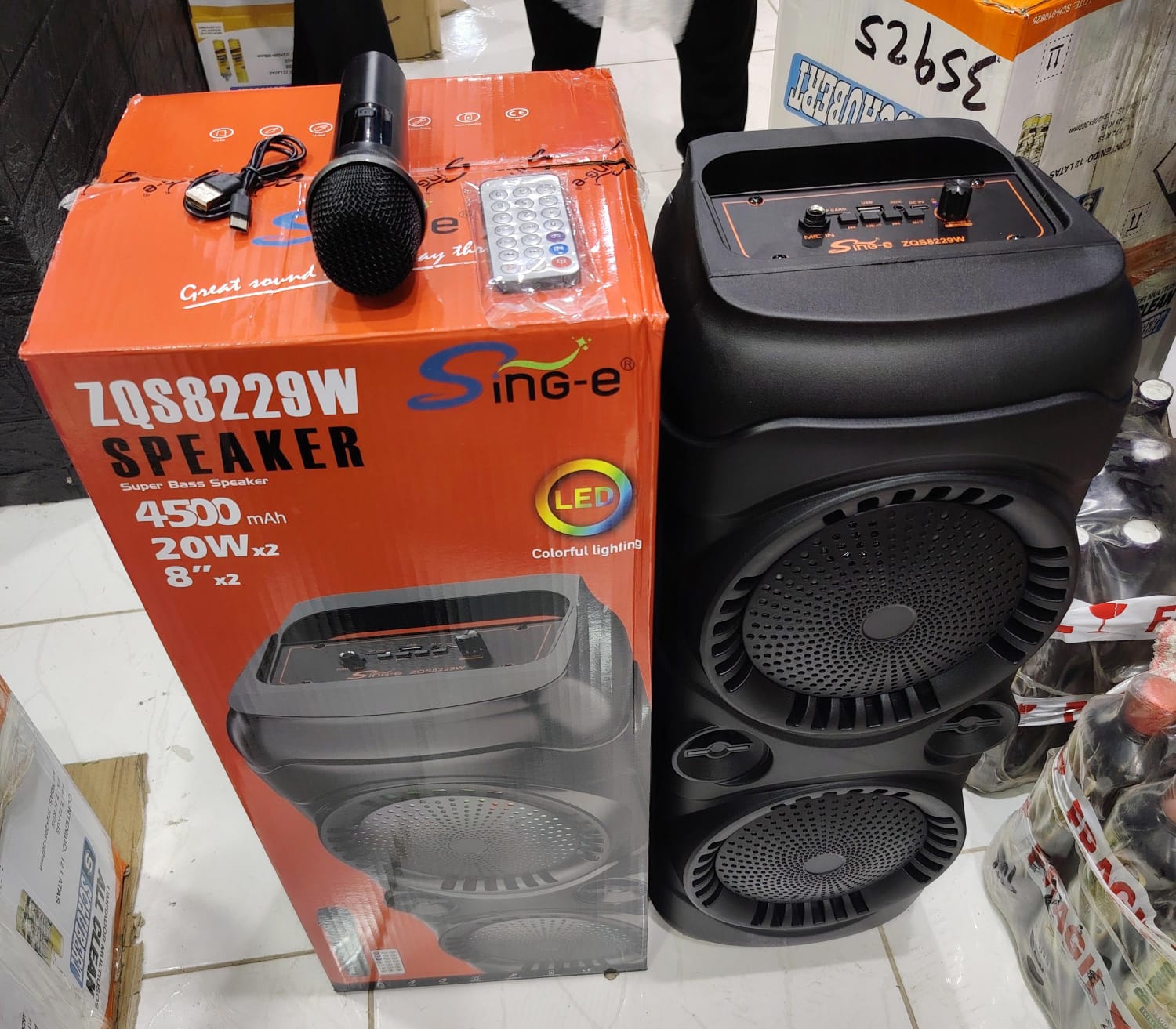 PARLANTE SPEAKER MICRÓFONO INALÁMBRICO 40W