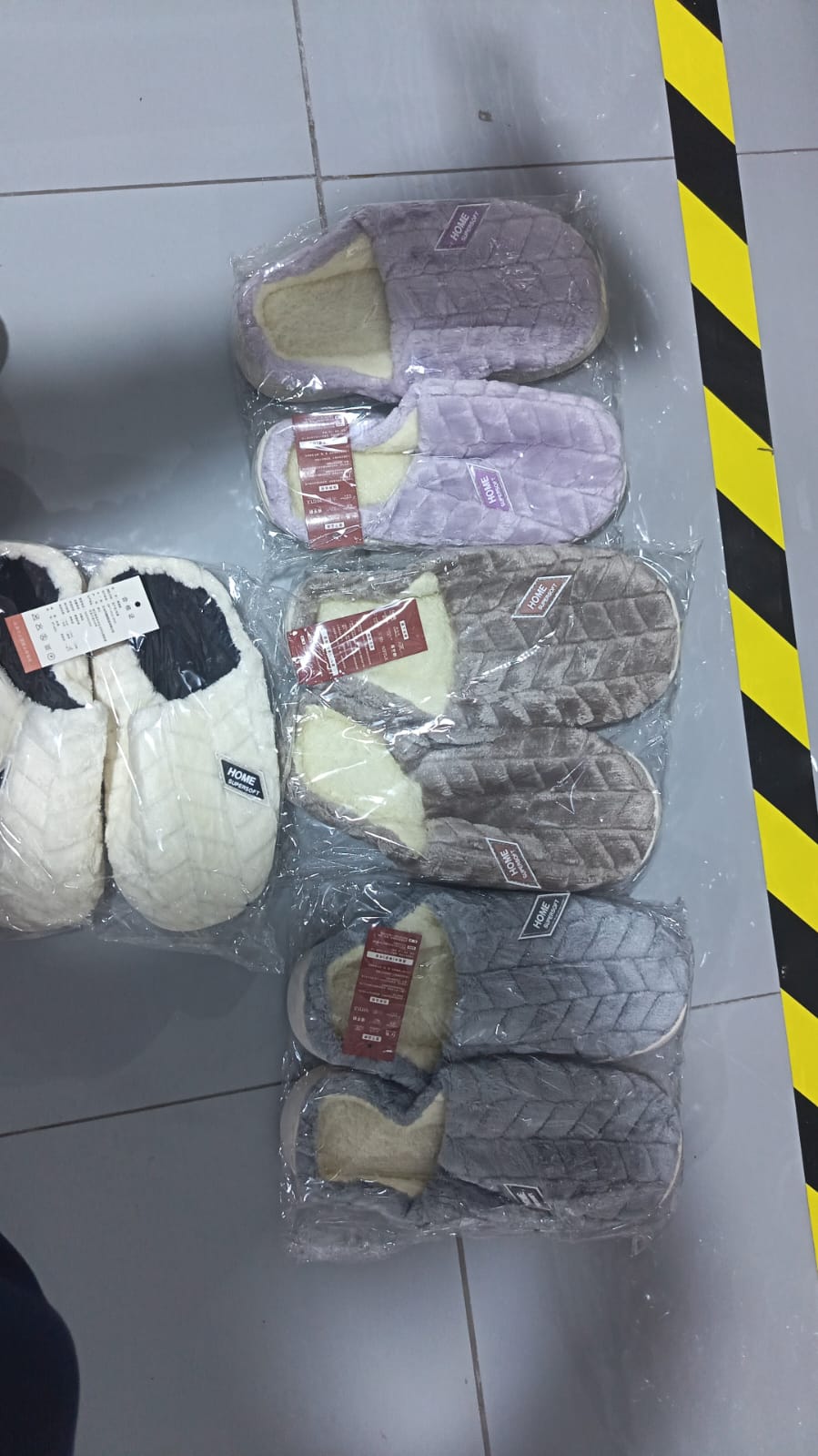 PANTUFLAS MODELO JUVENIL
