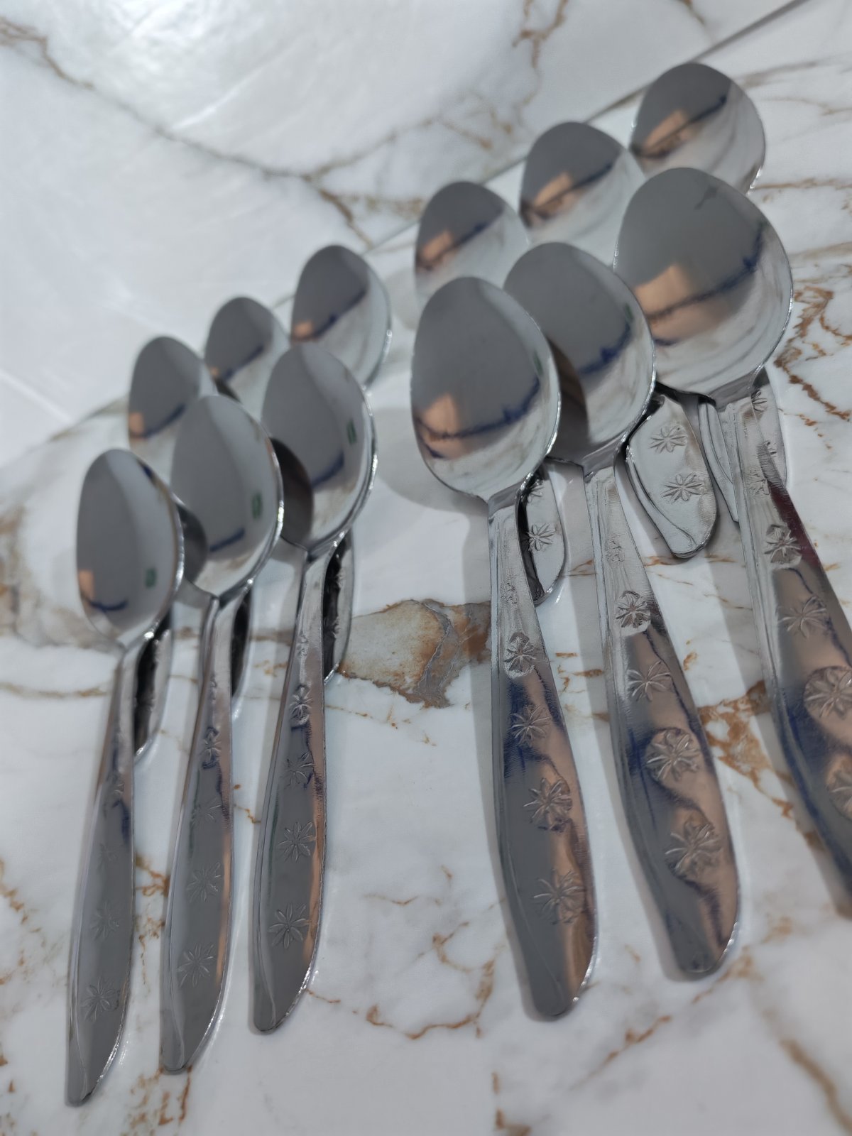 SET DE CUCHARAS PLATEADAS 12 PZ