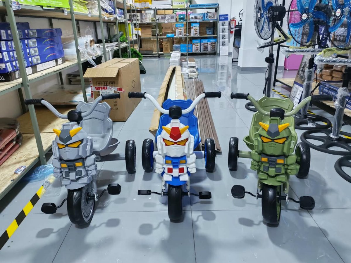 TRICICLO TRANSFORMERS MUSICAL