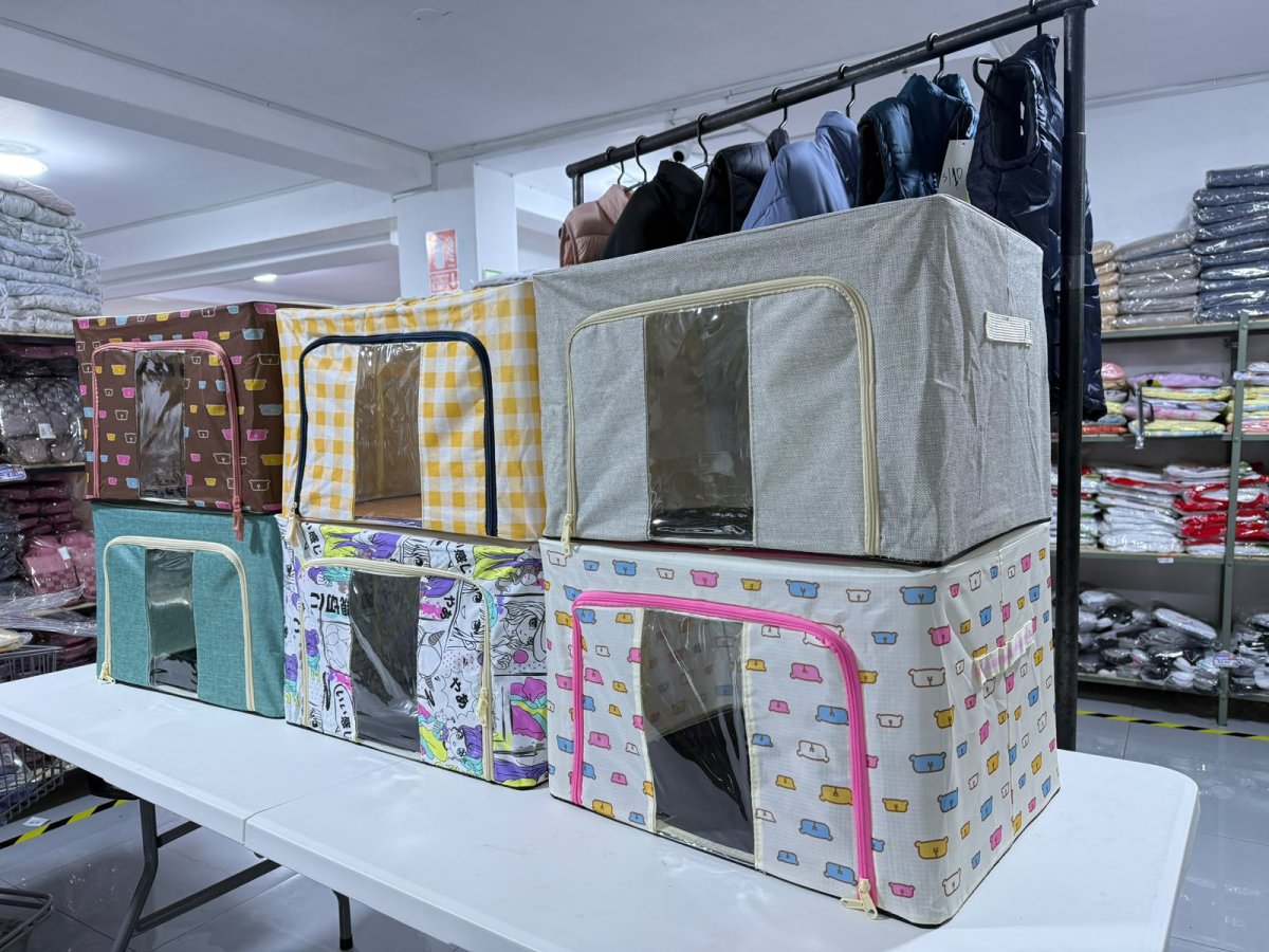 ORGANIZADOR DE ROPA CON VARILLA 66 LITROS