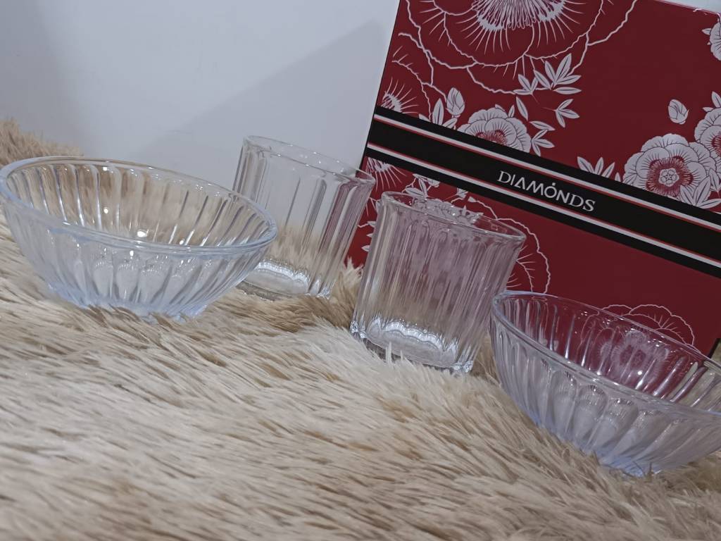 2 PIRIS DE VIDRIO CON 2 VASOS
