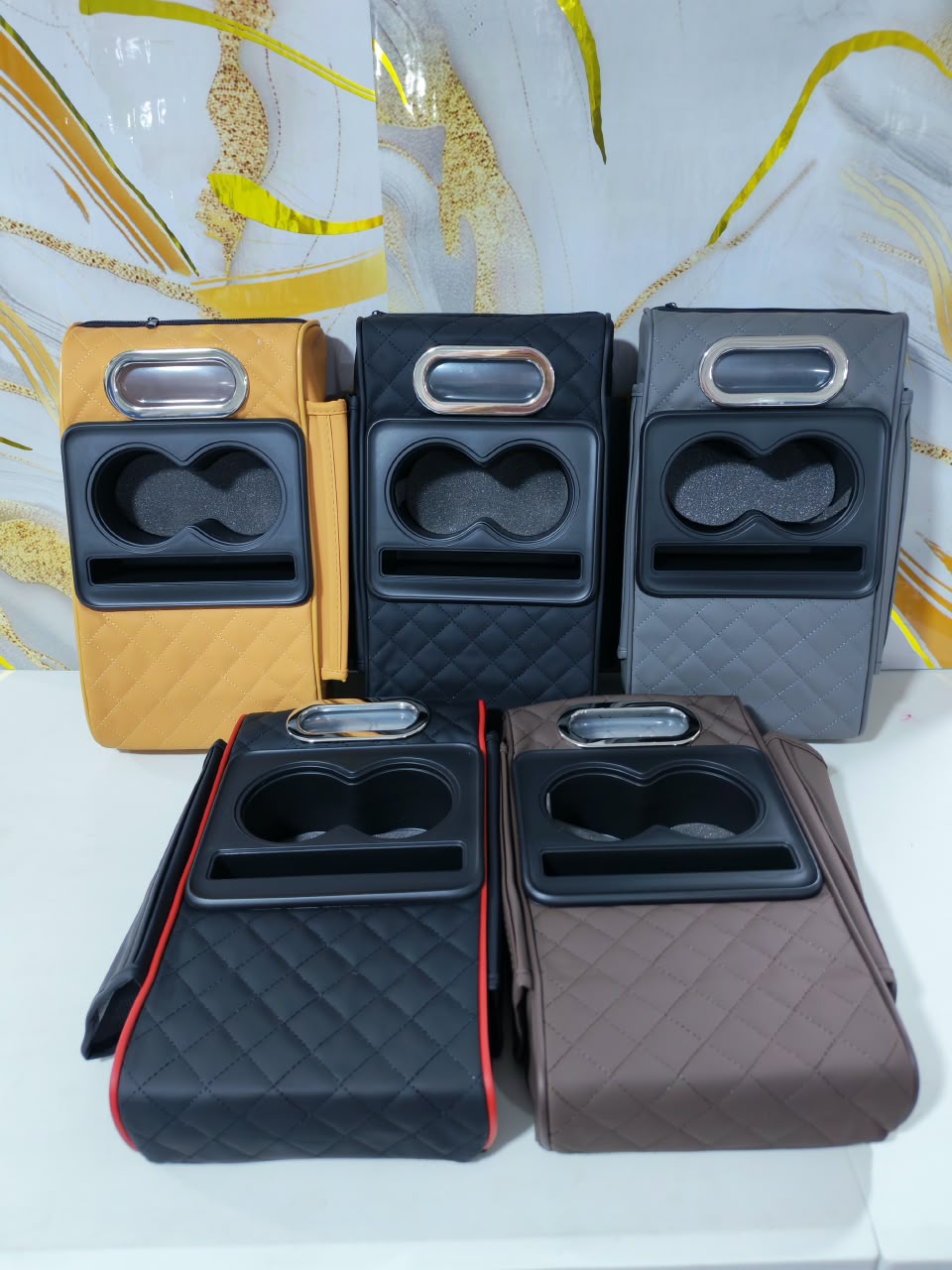 CAJA REPOSABRAZOS 4 EN 1 PARA CARRO