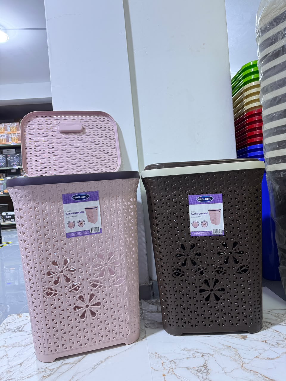 CESTA SE ROPA MODELO RATAN