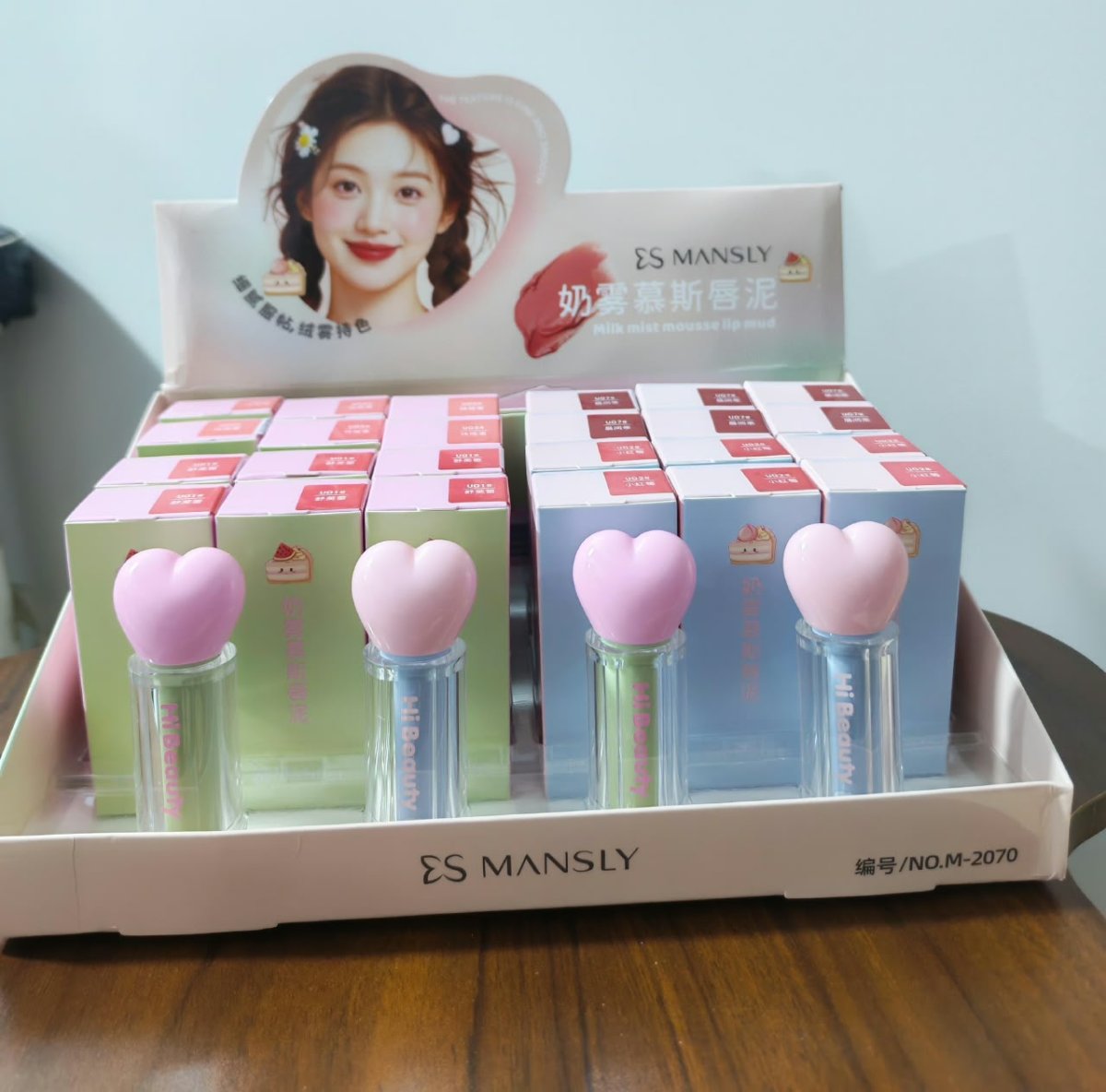 LABIAL EFECTO VELVET MANSLY